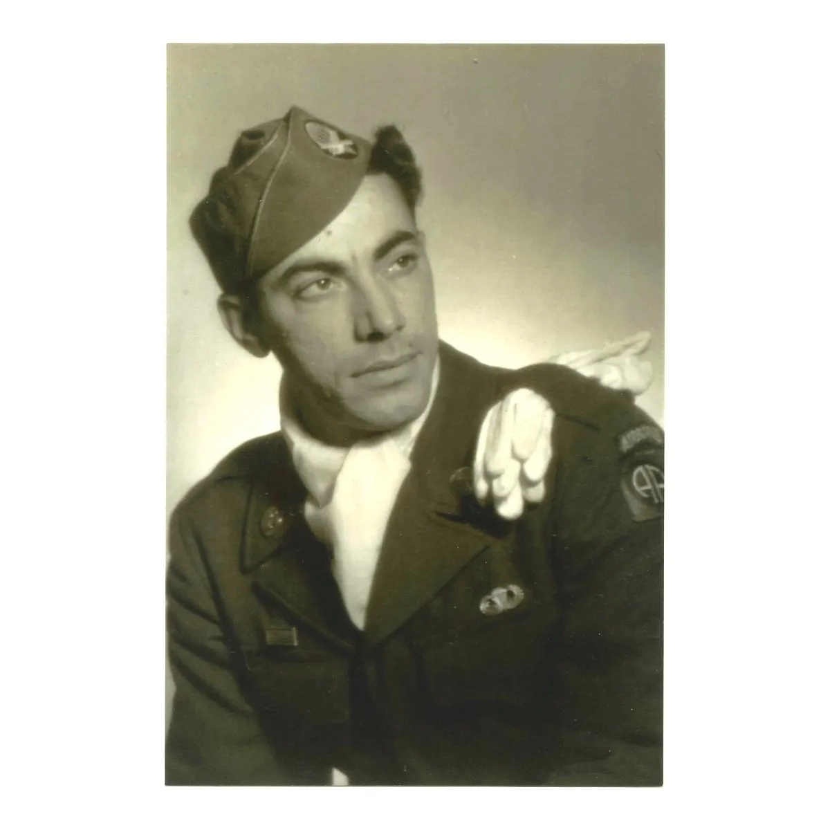 Original U.S. WWII 82nd Airborne 504th Parachute Infantry Regiment Named Grouping