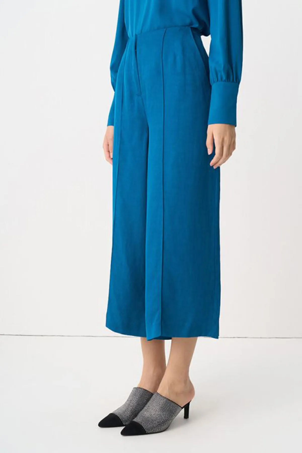 Single Tone Wide Legs Culottes
